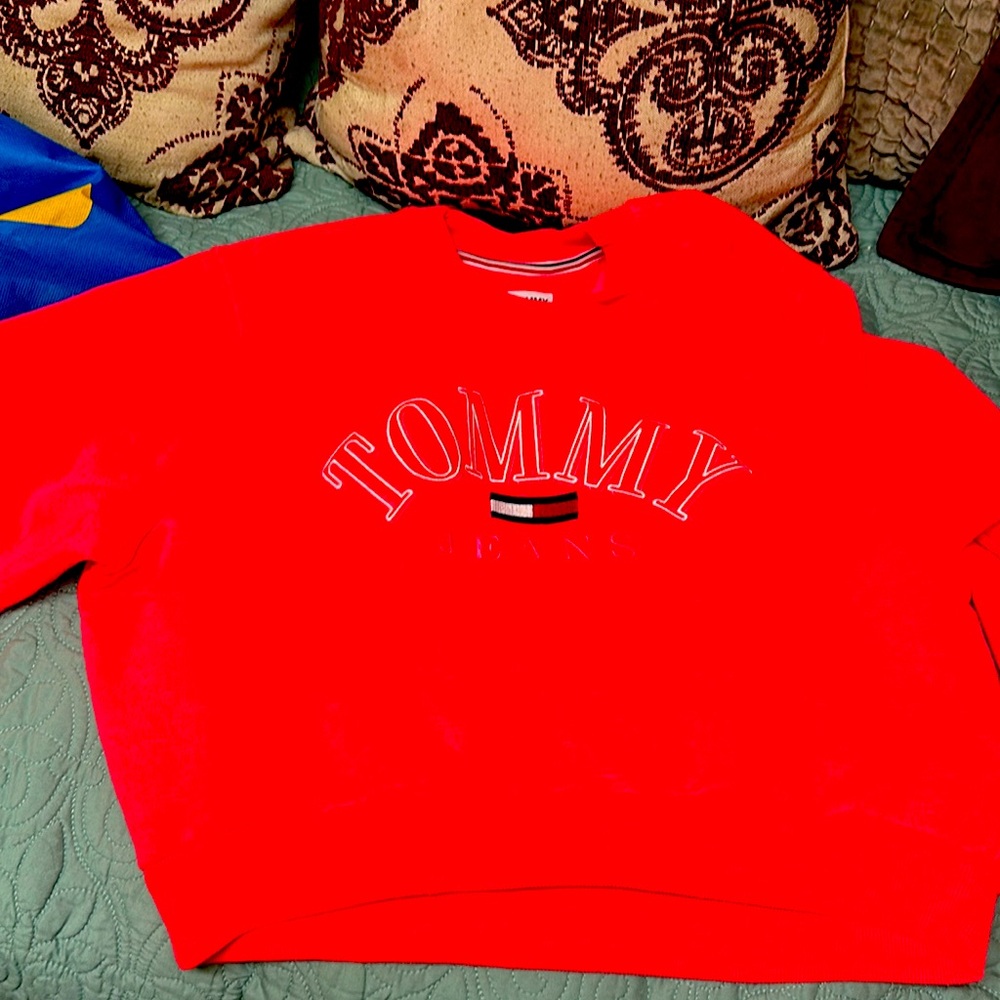 Activewear sweatshirt